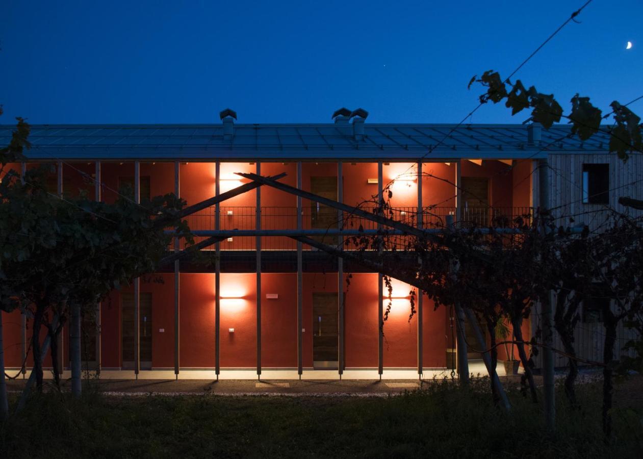 הוילה טרנטו 8 Grappoli Agritur מראה חיצוני תמונה